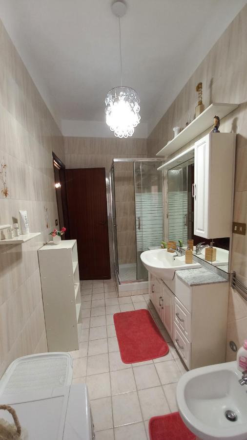 Appartamento Incantevole Al Centro Di Torvaianica Kültér fotó