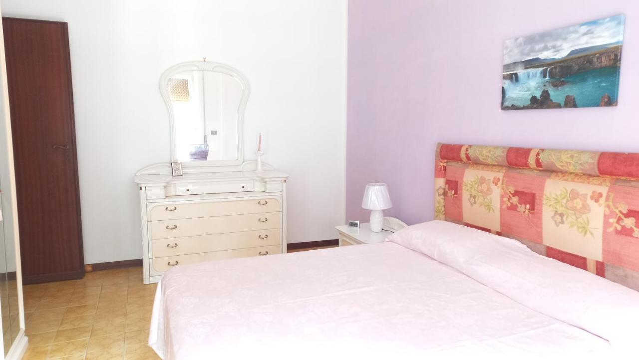 Appartamento Incantevole Al Centro Di Torvaianica Kültér fotó