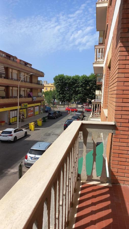 Appartamento Incantevole Al Centro Di Torvaianica Kültér fotó