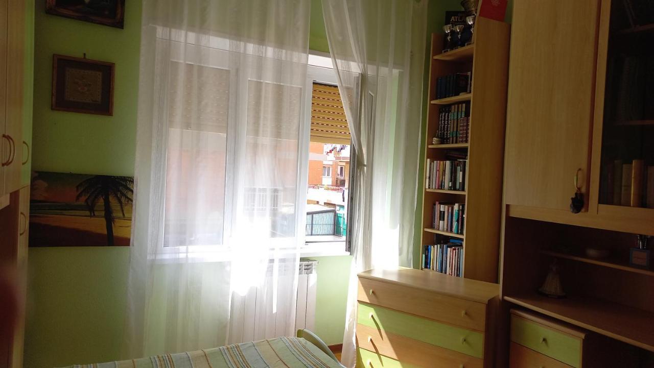 Appartamento Incantevole Al Centro Di Torvaianica Kültér fotó